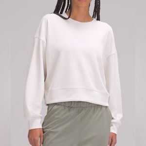 Lululemon Size 8 Softstreme Perfectly Oversized Cropped Crew Sweatshirt